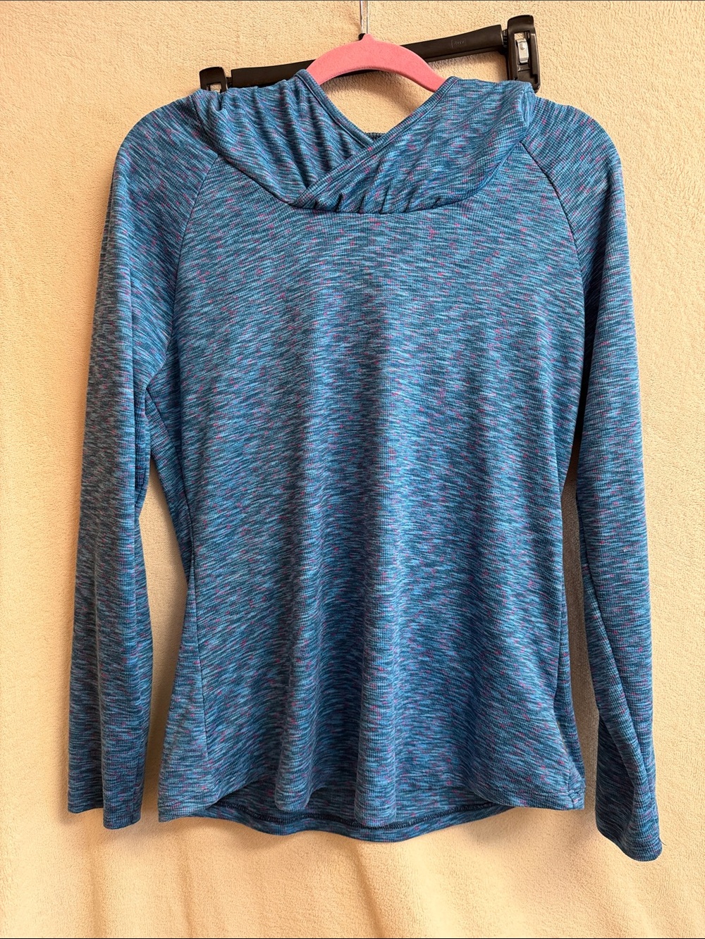 Columbia Blue Space-Dye Crossback Hooded Long Sleeve Top